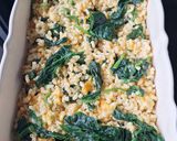 Une image de l'étape 1 de Gratin de coquillettes cheddar et épinards.