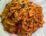 A picture of step 4 of Garlic Chives and Olives Farfalle.