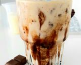 Une image de l'étape 3 de Smoothie banane-choco façon Stracciatella.