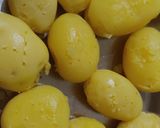 હરિયાલા દમ આલુ(Hariyali Dum Aloo Recipe in Gujarati) રેસીપી સ્ટેપ3ફોટો