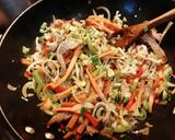Foto del paso 4 de la receta: Wok de carne magra y vegetales