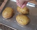 Foto langkah ke 3 dari resep Baked Potato with Vegan Creamy Asparagus Sauce.