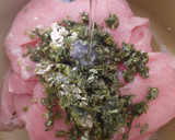 Foto del paso 1 de la receta: Pechuga al ajillo con papas cocidas y mojo canario