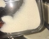 A picture of step 2 of Milk and coconut milk pudding.