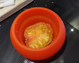 Foto del paso 2 de la receta: Mini quiche de salmón al microondas con lékué
