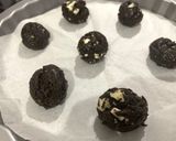 A picture of step 4 of Soft & Chewy Chocolate Cookies.