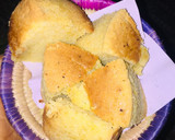 A picture of step 2 of Plain slice cake.