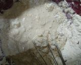 Foto langkah ke 2 dari resep Terang bulan Lipat.