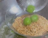 Gambar langkah 4 resipi Buah Melaka Coklat.