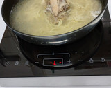 Foto del paso 3 de la receta: Cena caliente día 4>Espaguetis con pollo>plátano