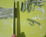 Foto langkah ke 6 dari resep Mie kangkung homemade (no telur & giling manual).