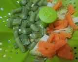 Foto del paso 1 de la receta: Mix de pollo con verduras y miel