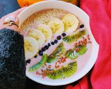 A picture of step 1 of Mixed fruit smoothie.