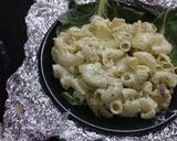 A picture of step 7 of Chinese salad with cheese and minced chicken.