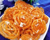 A picture of step 4 of Jalebi.