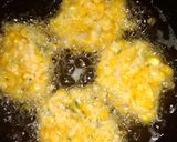 Foto langkah ke 4 dari resep Bakwan jagung simple.