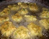 A picture of step 12 of Vegetable Pakorhay.