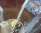 Foto del paso 3 de la receta: Malteada de chocolate Snickers, banana y manzana