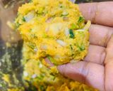 A picture of step 3 of Yam & Methi tikkis (yam and fenugreek greens patties).