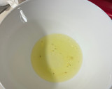 Foto del paso 1 de la receta: Bizcocho de manzana esponjoso