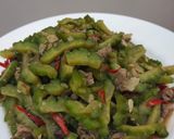 Foto langkah ke 5 dari resep Tumis pare daging sapi.