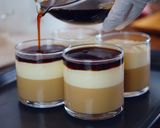 A picture of step 12 of Easy Coffee Mousse and Vanilla Mousse.