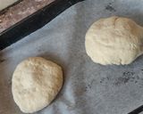 Foto del paso 2 de la receta: Pizza 🍕🍕con bordes relleno 🧀 y salsa de carne picada