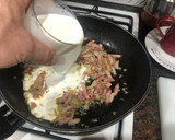 Foto del paso 3 de la receta: Espaguetis con nata y bacon