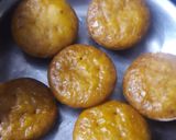 A picture of step 4 of Mango cup cake without oven.