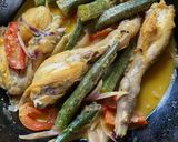 A picture of step 7 of Dharosh Shorshe Chicken / Okra Chicken in Mustard / Bhindi Chicken in Mustard.