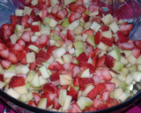 Foto del paso 3 de la receta: Postre de frutas 🍎🍏🍓