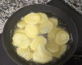 Foto del paso 1 de la receta: Empanadilla de patata o jumillanas