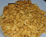 Foto langkah ke 4 dari resep Kue bawang gunting.