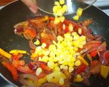 வெஜிடபிள் மயோனைஸ் ரோல்(Vegetable myonaise recipe in tamil) ரெசிபி ஸ்டேப் 3 புகைப்படம்