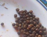 A picture of step 8 of Smoky qeema karahi.