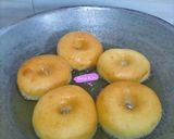 Foto langkah ke 3 dari resep Donat Maizena Lembut.