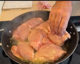 Foto del paso 1 de la receta: Pollo con puerros y champiñones