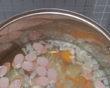Foto langkah ke 1 dari resep Sayur bening gambas sosis.