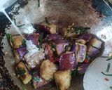 Foto langkah ke 8 dari resep Terong Kucai Khas Singapore.