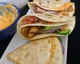 A picture of step 6 of Chicken fajita tortilla wrap (viral).