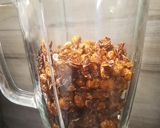 Une image de l'étape 4 de Praliné aux Noisette et Amandes.