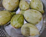 टिंडे की सूखी सब्जी (Tinde ki sukhi sabzi recipe in Hindi) रेसिपी चरण 1 फोटो