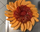 Une image de l'étape 5 de Salade de melon, tomates et feta.
