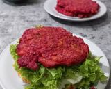 Foto langkah ke 4 dari resep Pancake Buah Bit / beetroot.