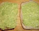 Foto del paso 3 de la receta: Sándwich de ensalada de jurel en pan chapata