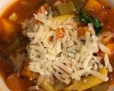 A picture of step 9 of Minestrone soup.