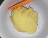 Foto langkah ke 1 dari resep Donat kentang empuk.