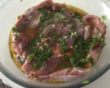 Foto del paso 1 de la receta: Contramuslos de pollo abiertos sin hueso marinados para asar