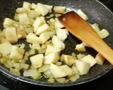 Foto del paso 2 de la receta: Chuletas 🥩 en salsa de manzanas 🍏