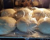 A picture of step 4 of Bread Bowls.